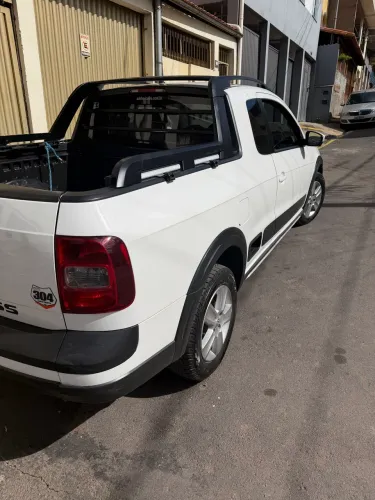 Volkswagen Saveiro Cross 1.6 MI Total Flex 8V CE 2013