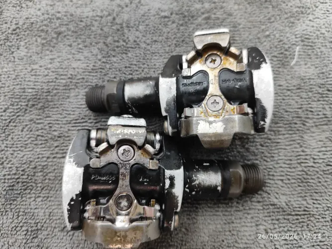 Pedal de clip Shimano M505