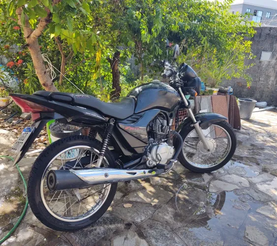 Vendo fan 150 2013 TD em dia e sem multas