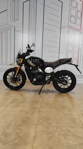 Triumph Scrambler 400 X