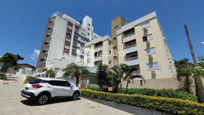 Apartamento 2 quartos no bairro Córrego Grande - Florianópolis