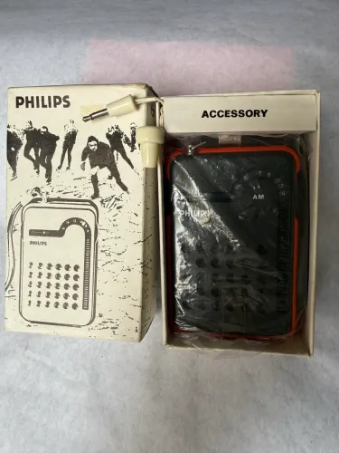 Rádio Philips AM ÚNICO Made in Japan ( nunca usado )