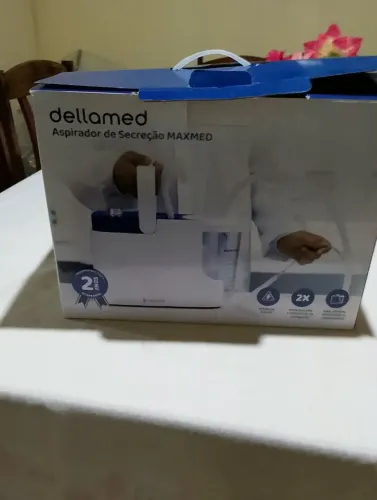 Aspirador de secreção semi novo.