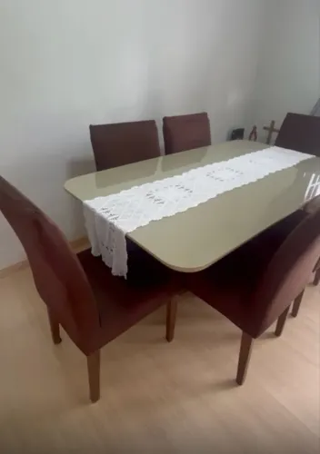 Linda Mesa de vidro com 6 cadeiras