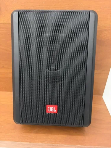 Caixa JBL 400rms amplificada
