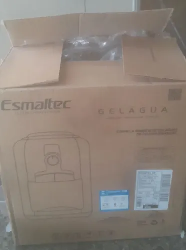 Vendo bebedouro esmaltec novo valor 500