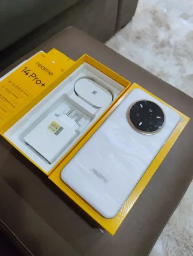 Realme 14 PRO+ 256/12gb câmera periscópica 120x