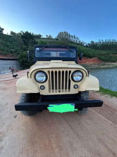 Willys Overland Jeep 2.6 12V Gasolina 2P 1966