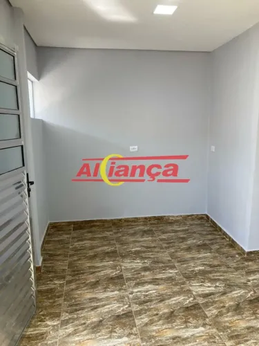 CASA COM 560M² PARA ALUGAR, 05 QUARTOS, 10 VAGAS, NA VILA NOVA BONSUCESSO - GUARULHOS/SP