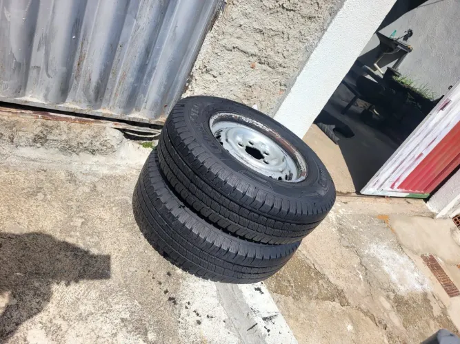 Pneus de carga original Goodyear 185R14