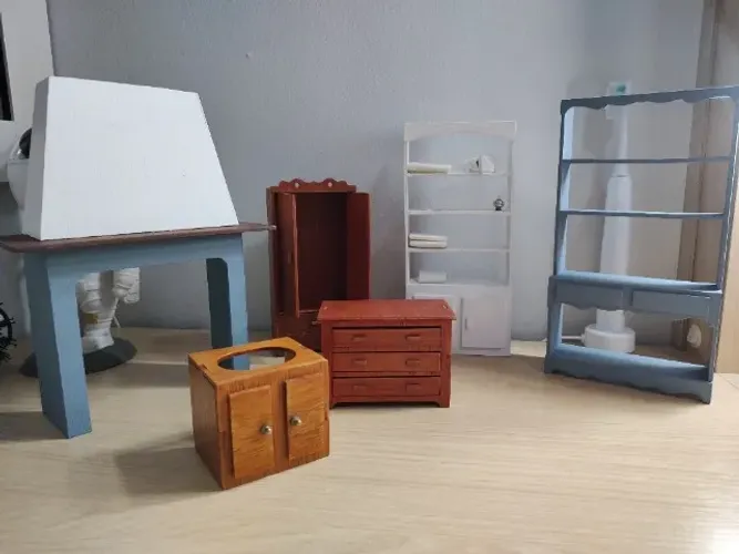 Miniatura de móveis para casinha de boneca