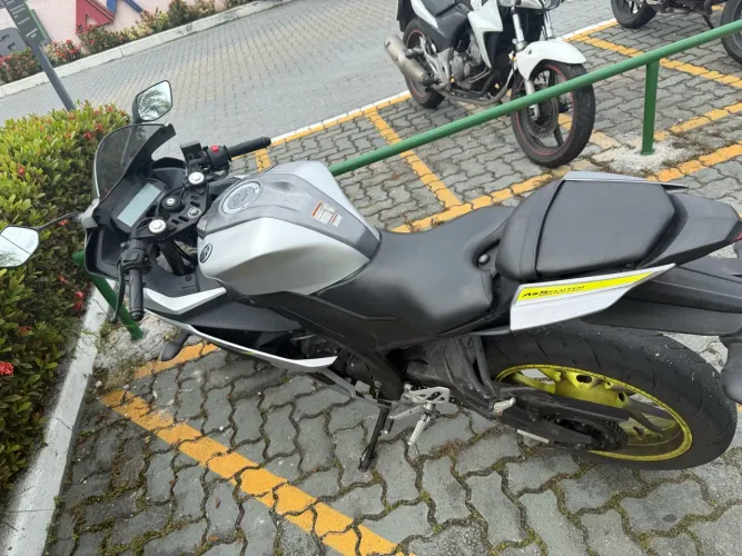 Yamaha YZF R-15 155 ABS 2024