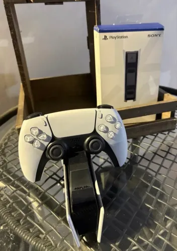 BASE DE CARREGAMENTO PARA 02 CONTROLES - PLAYSTATION 5 - ORIGINAL SONY