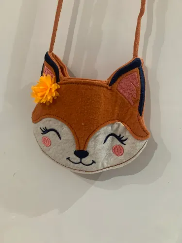 Bolsinha infantil cara de lobo