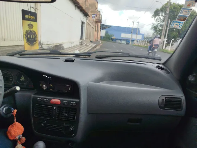 Fiat Palio Young 1.0 MPI 8V 4P (álcool) 2001