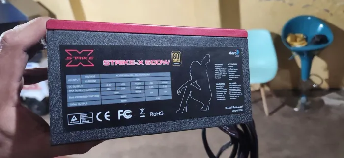 Fonte Aerocool Strike-X 600W