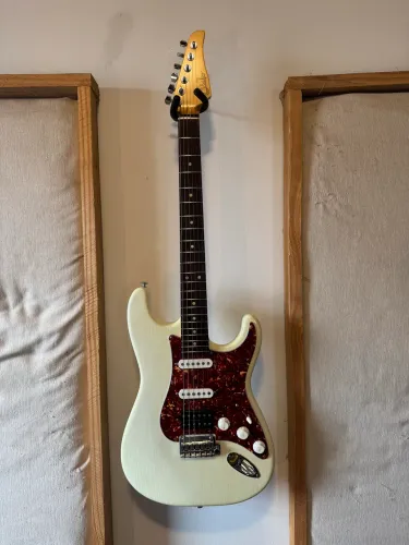 Guitarra Suhr Classic S Antique