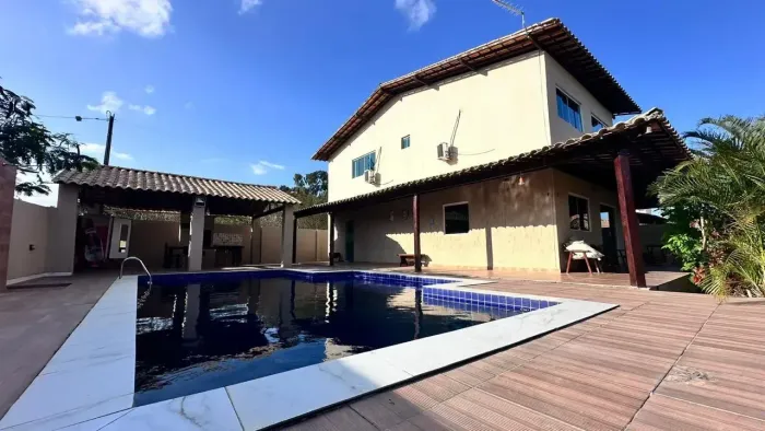 Casa Alto Padrão em Gravatá 800 m², Piscina, Churrasqueira e Muito Conforto