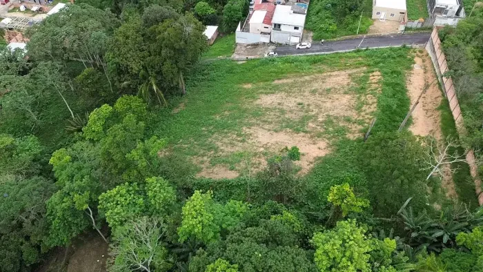 Lote Aguas Claras próximo a Natan Xavier com 6325 metros quadrados em Novo Aleixo - Manaus