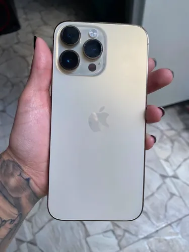 iPhone 14 Pro Max Dourado - 86% Bateria com carregador