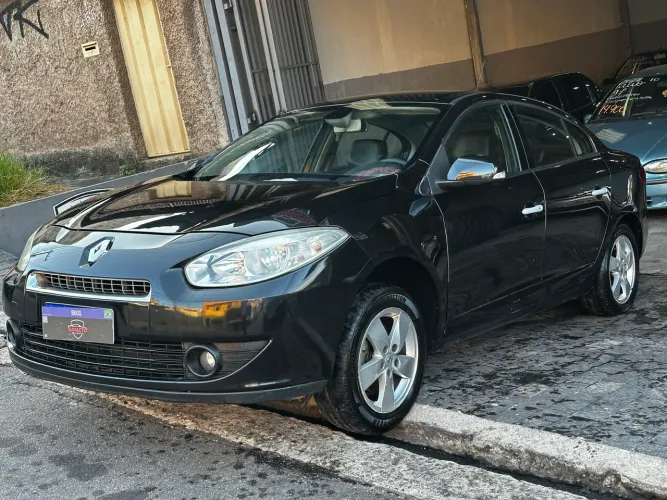 Renault Fluence Sed. Dynamique 2.0 16V Flex Mec. 2013