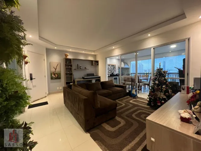 Vendo apartamento com varanda gourmet na Vila Prudente.