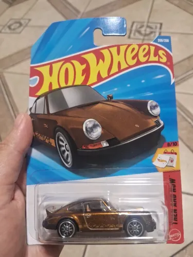 PORSCHE 911 CARRERA RS 2.7 SUPER T HUNT