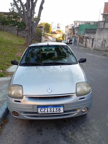 Renault Clio SED RT/ Privilège/ Botic 1.6 16V 4P 2002