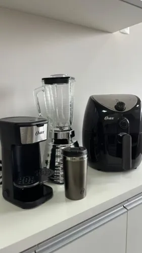 Kit Oster - Airfryer + Liquidificador + Cafeteira