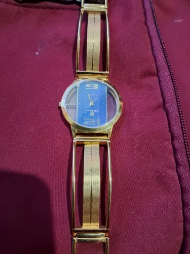Vendo este vindo relógio