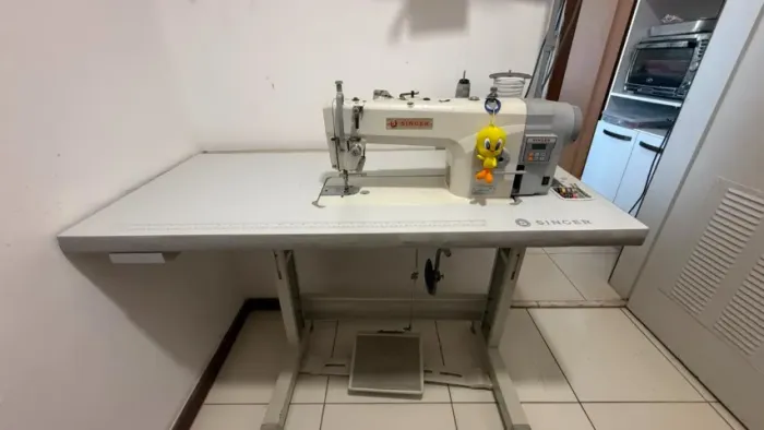 Máquina Reta Industrial Singer Direct Drive