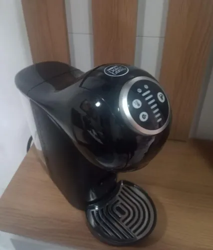 Cafeteira Nescafé Dolce Gusto Genio S Plus