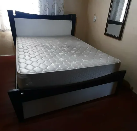 CAMA DE CASAL + COLCHÃO DE MOLAS ECOFLEX + 2 BIDÊS