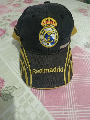 Boné da loja Oficial do Real Madrid 