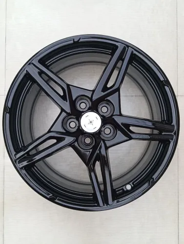 Jogo Roda CORVETTE C8 19 x 8.5 e 20 x11 GM Escalonada Liga Leve Cor Preta Camaro até 2024