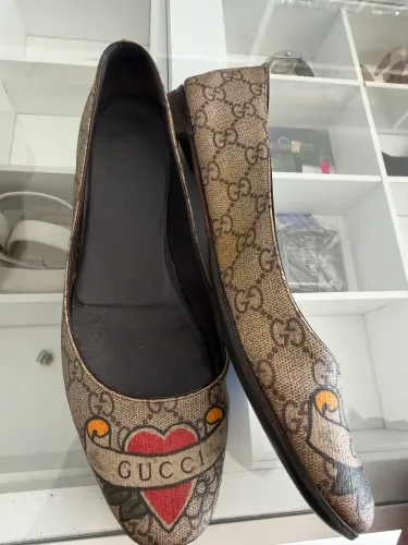 Sapatilha Gucci 38/5 Europa original