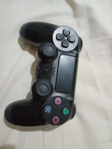 Ps4 original Via bluetooth