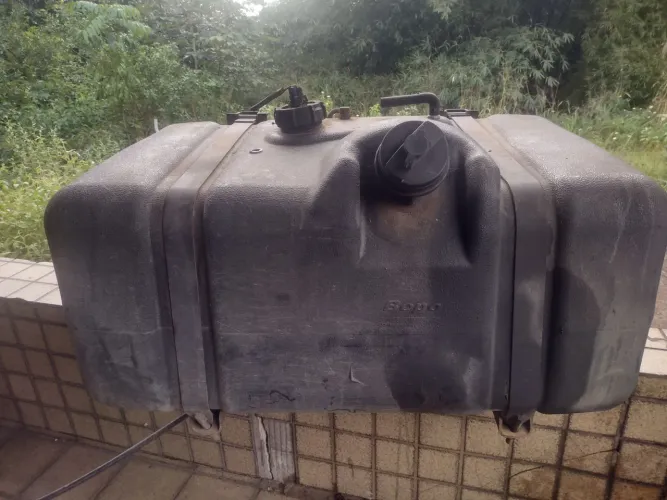 Tanque de combustível 250L