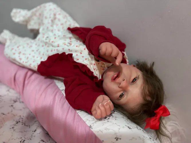 Linda boneca bebê reborn menina realista 51 cm