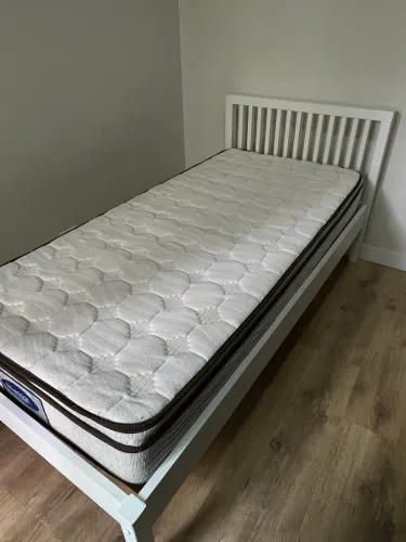 Cama de solteiro 88 cm com colchão