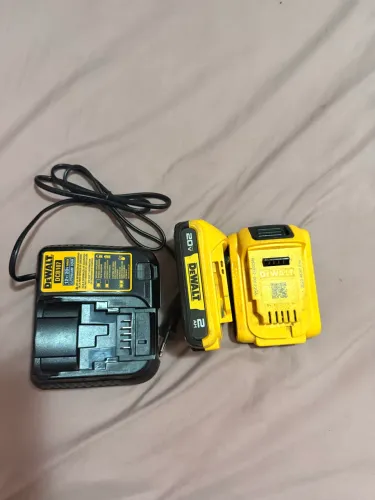 Carregador e bateria dewalt 20v