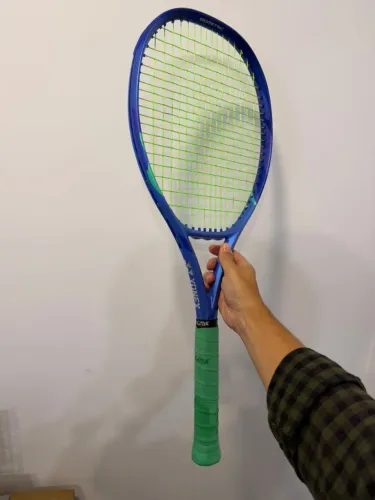 Raquete de Tênis Yonex E-zone 100
