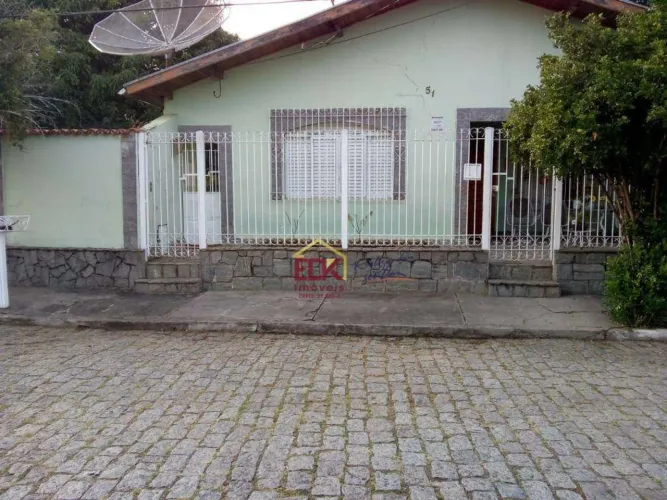 Casa com 4 dormitórios à venda, 170 m² por R$ 700.000,00 - Centro - Pindamonhangaba/SP