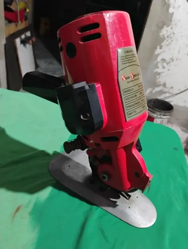 Máquina de corte