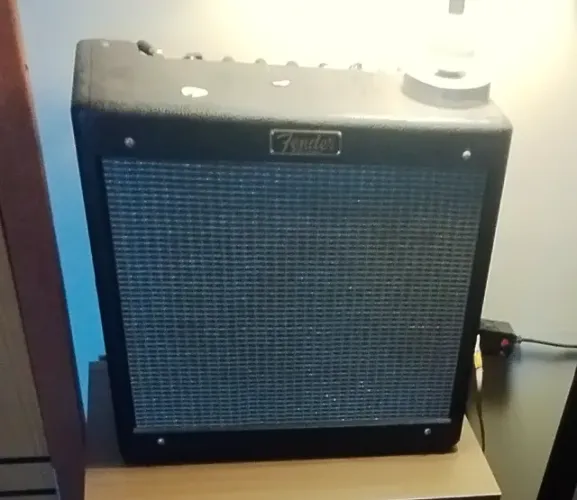 Amplificador de Guitarra Fender Blues Junior
