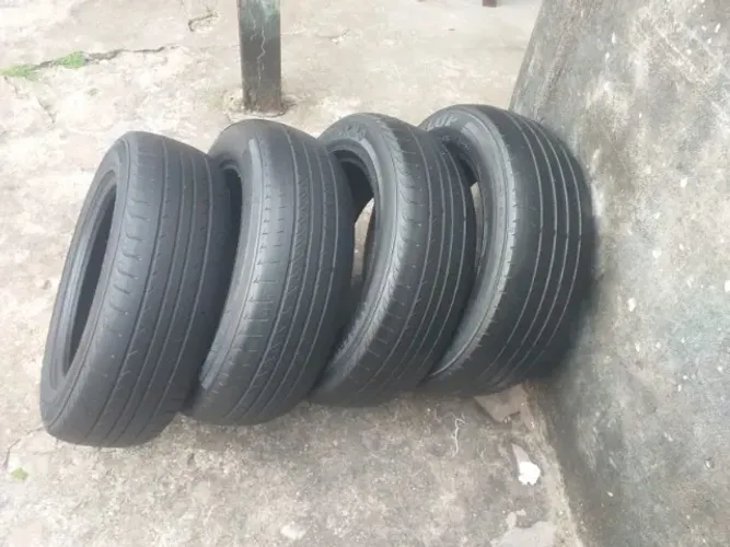 Pneus radial usado