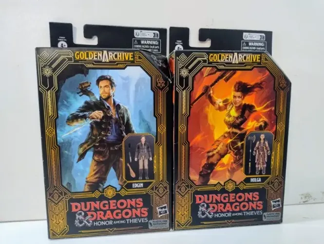 DUNGEON & DRAGONS - COLEÇÃO 6 PERSONAGENS