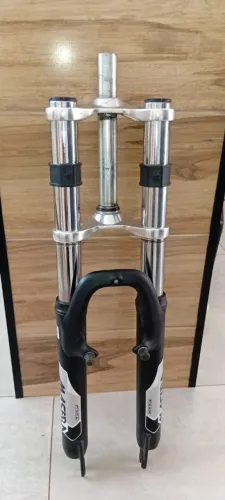 garfo suspensão p/ bike aro 26 disco aheadset zoom 620 gordo