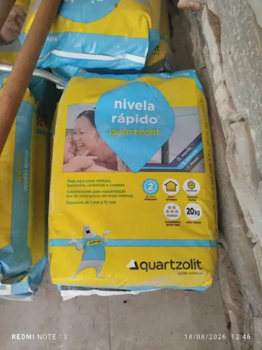 Nivela piso , argamassa niveladora(cimento queimado)