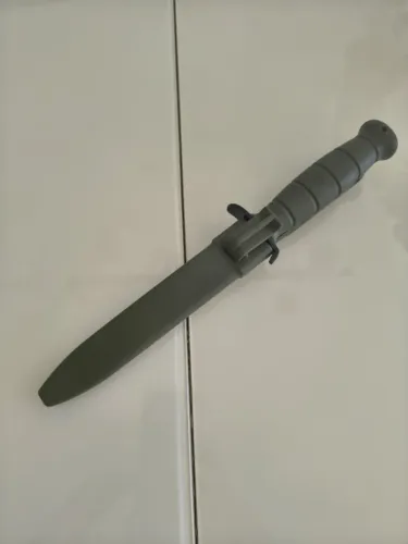 Faca Tática / Sobrevivência Glock FM 81